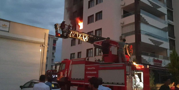 Malatya'da korkutan ev yangını