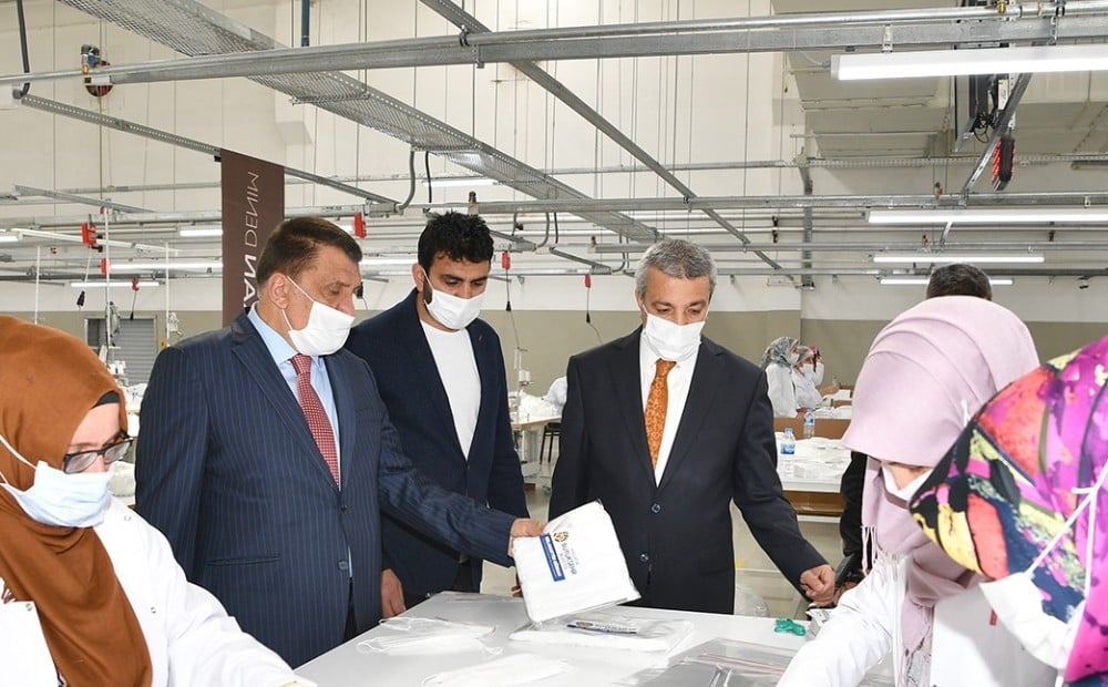 Malatya’da maske üretimi günlük 3 milyon’a çıkarılacak 