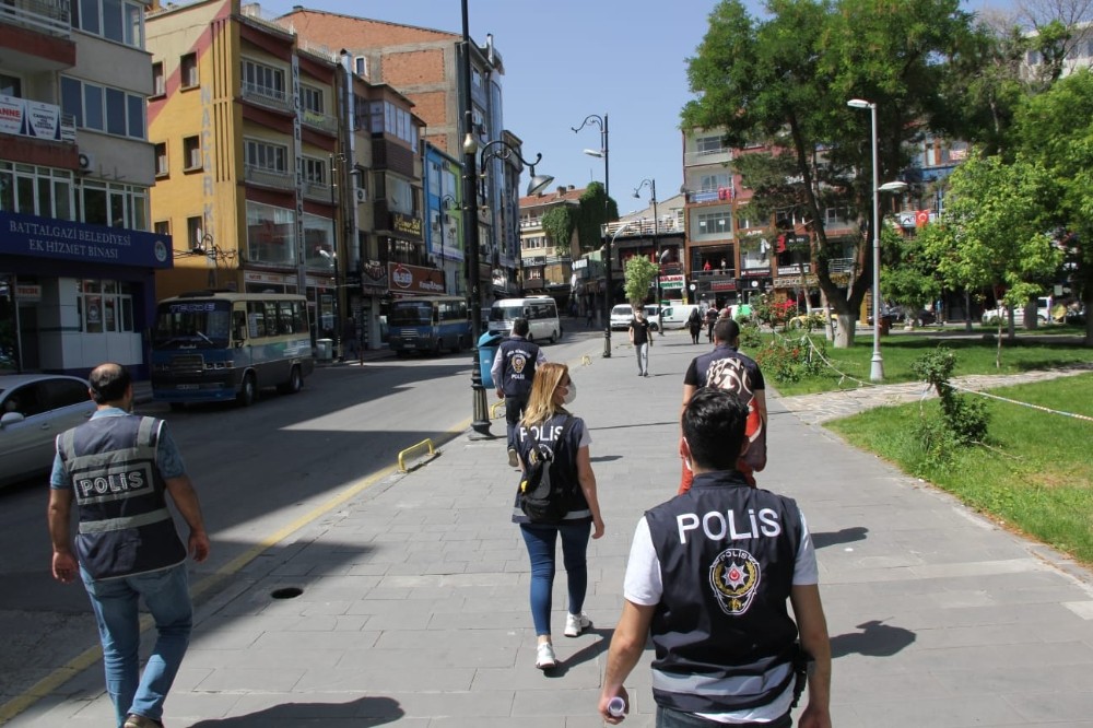 Malatya’da polisten güven huzur uygulaması 