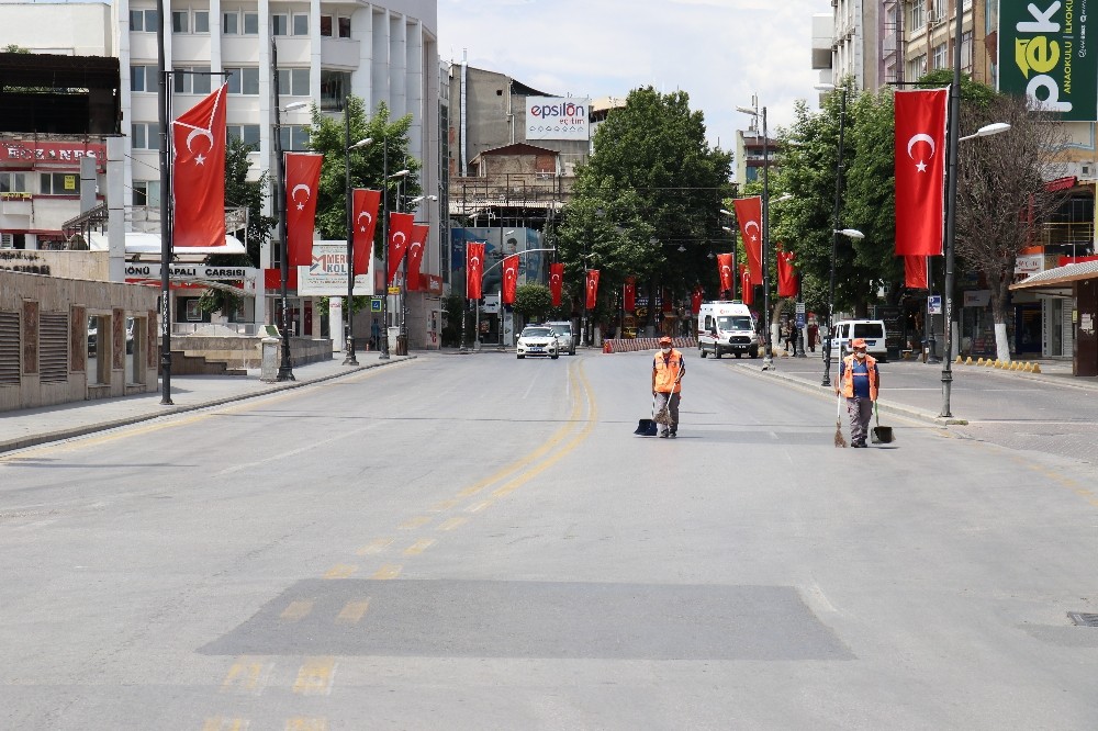 Malatya’da sokağa çıkma kısıtlamasına uyuldu 