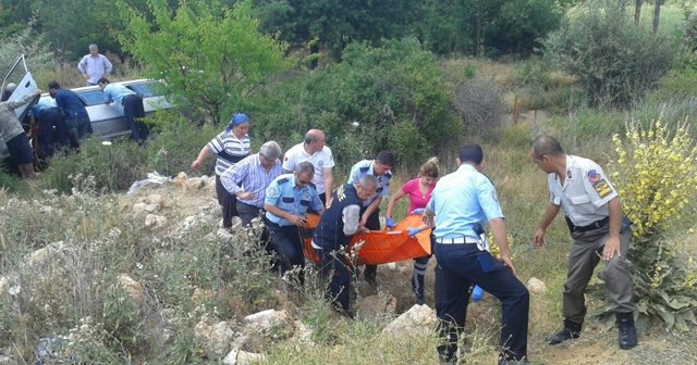 Malatya'da suriyelileri taşıyan minibüs kaza yaptı: 17 yaralı