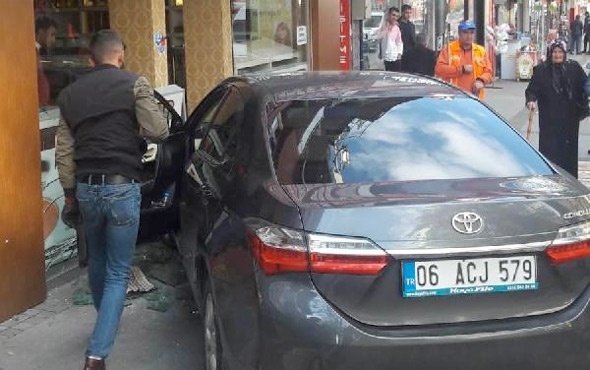 Malatya'da sürücü direksiyon başında sara nöbeti geçirince...