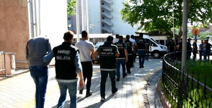 Malatya'da 'torbacı' operasyonu: 30 tutuklama
