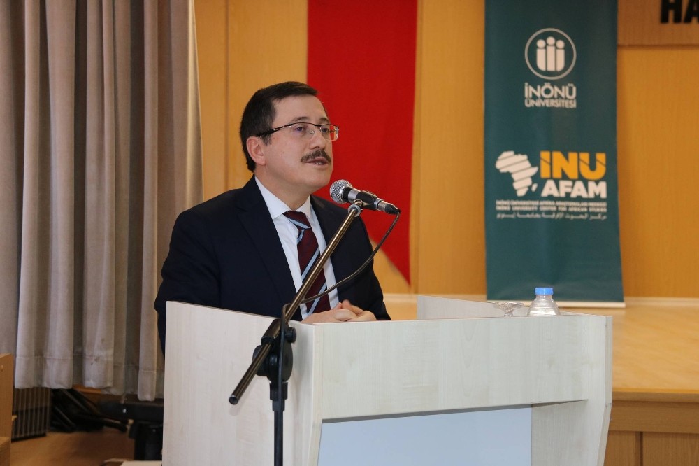Malatya’da Türkiye Afrika ilişkileri masaya yatırıldı 