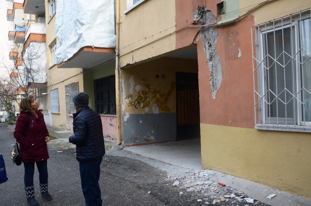 Malatya’da yıkılma riski olan binalar boşaltılıyor 