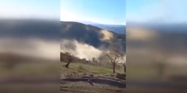 Malatya'daki deprem anında toz bulutu çıktı