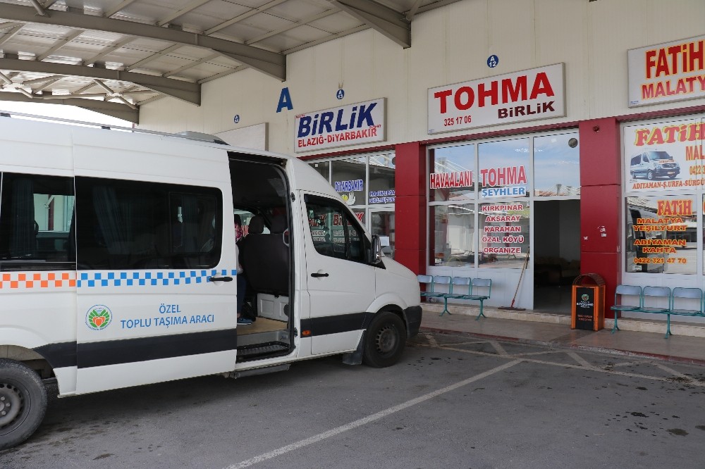 Malatya’dan 1 ay sonra ilk kez minibüs seferi yapıldı 
