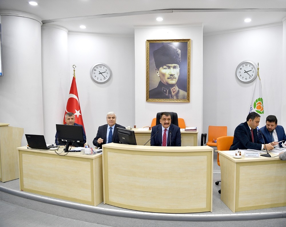 Malatya’dan Bakan Kasapoğlu’na fahri hemşehrilik beratı 