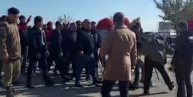 Malatyalı şehidin cenazesinde CHP'ye tepki