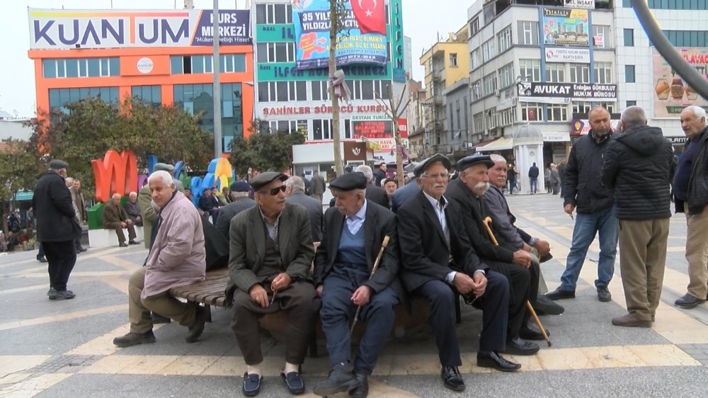Malatyalılar korona virüsüne meydan okuyor 