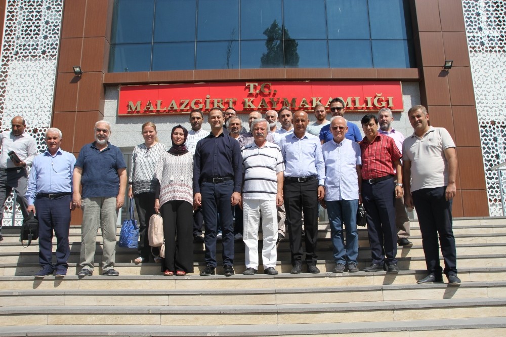 Malazgirt’e “4. Tarihi Roman ve Romanda Tarih Bilgi Şöleni” sona erdi 