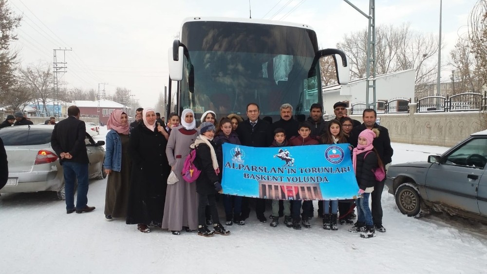 Malazgirtli öğrenciler Ankara’yı gezdi 