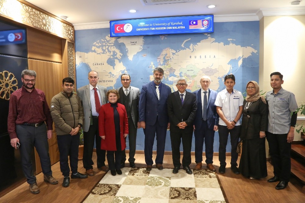 Malezya ve Hindistan üniversitelerinden KBÜ’ye ziyaret 