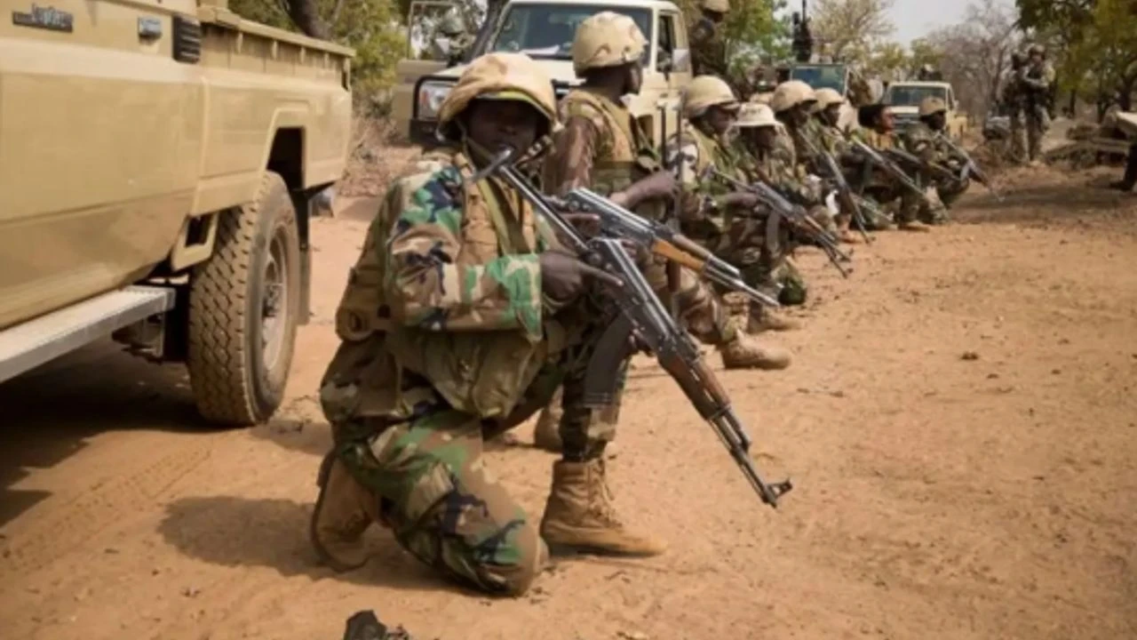 Mali'de askerler hedef alındı: Onlarca ölü var