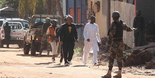 Mali'de otel baskını çok sayıda ölü ve yaralı var