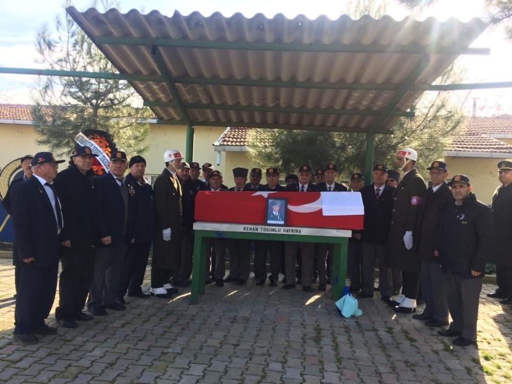 Malkaralı Kıbrıs gazisi ebediyete uğurlandı 