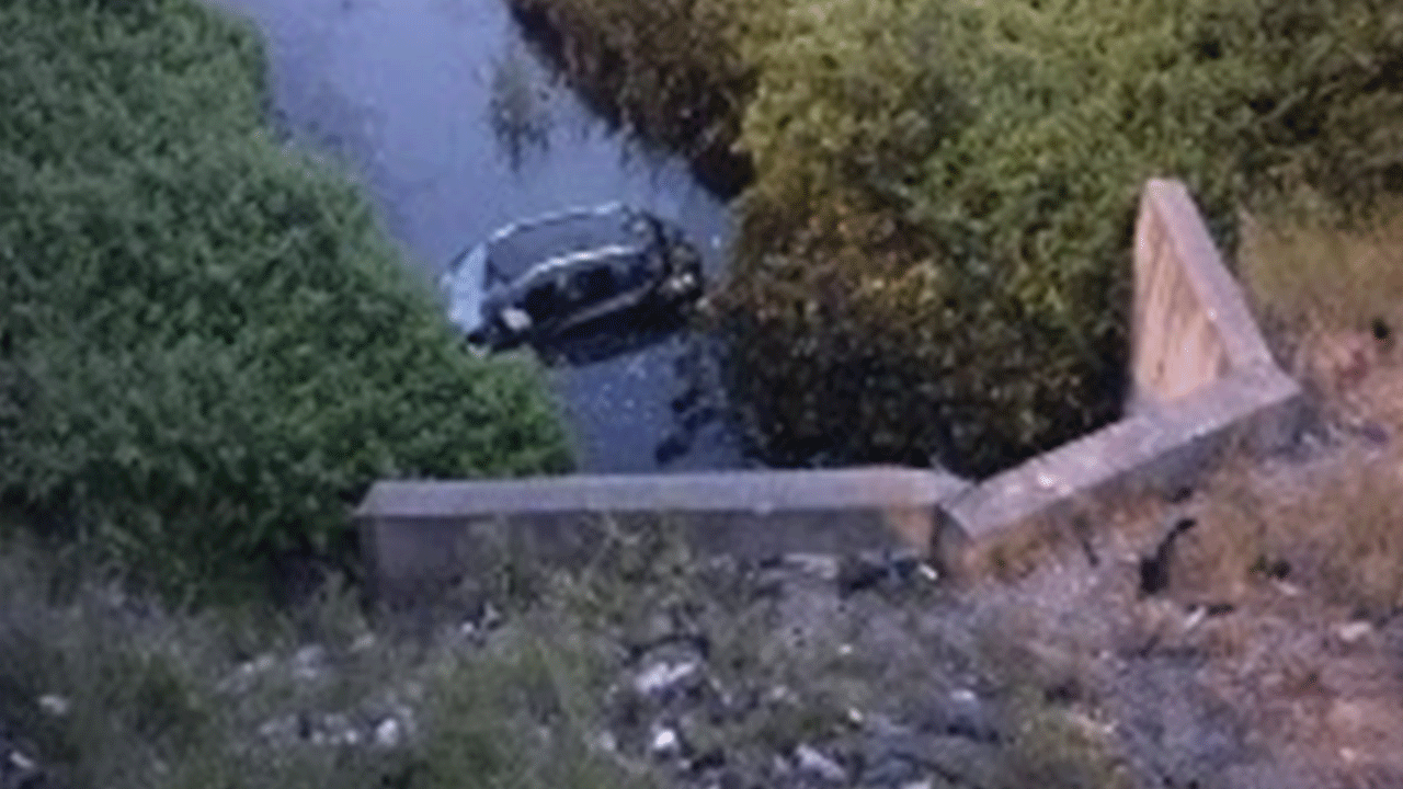 Maltepe'de otomobil gölete uçtu!