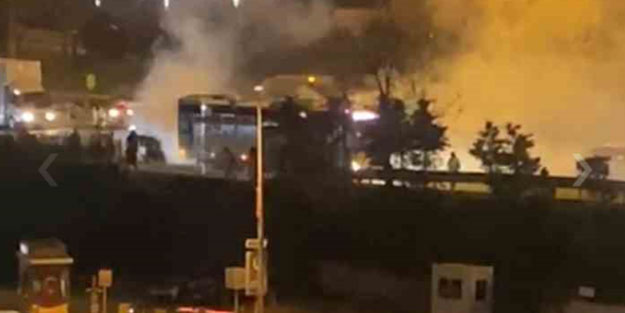 Maltepe’de seyir halindeki otobüsten dumanlar yükseldi