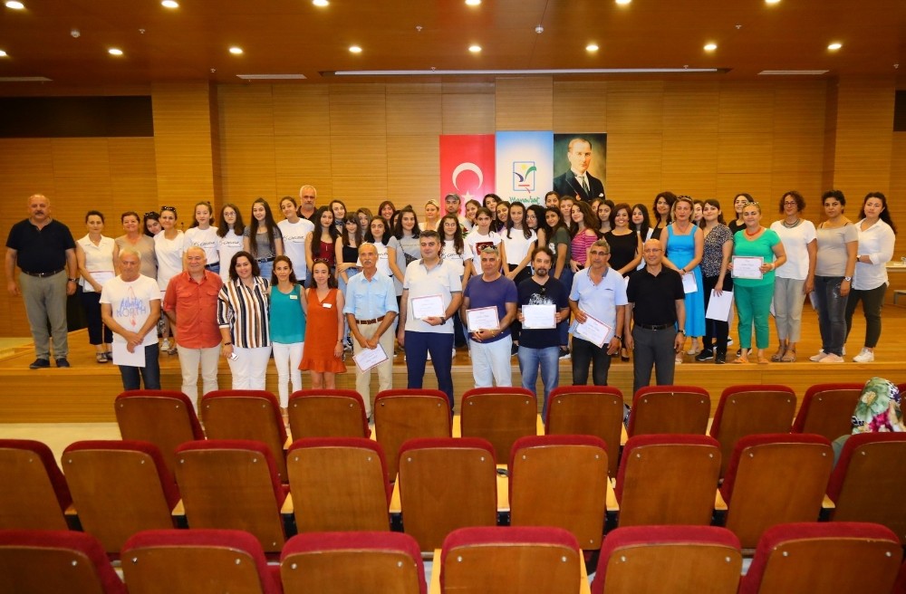 Manavgat Belediyesinden yazarlık atölyesi 