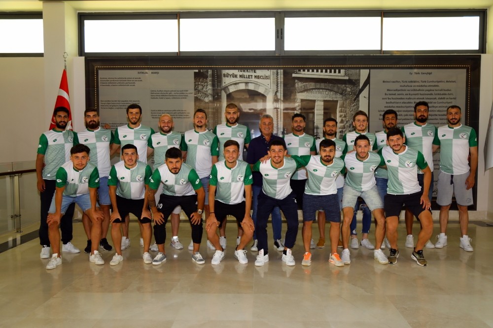 Manavgat Belediyespordan transfer şov 
