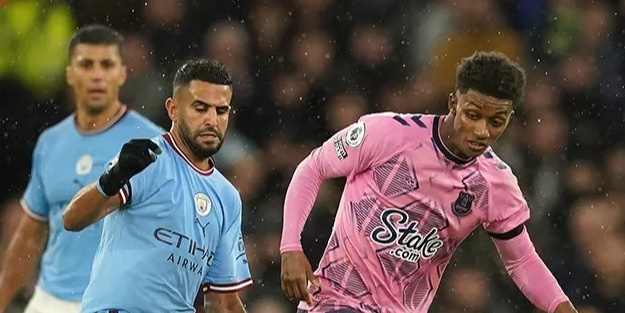 Manchester City berabere kaldı