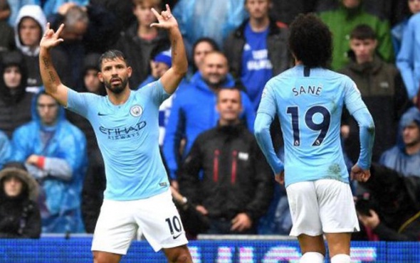 Manchester City, Cardiff'e gol oldu yağdı!