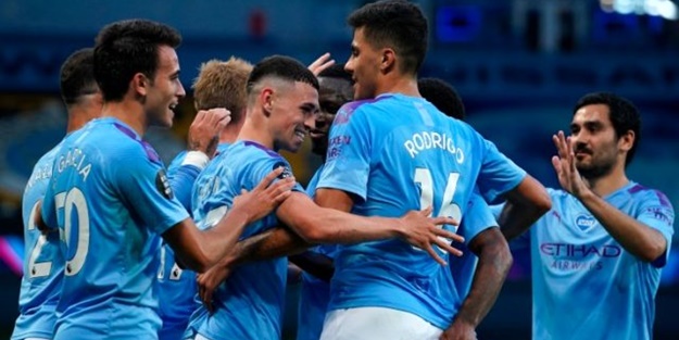 Manchester City şampiyon dinlemedi... Liverpool deplasmanda fena dağıldı