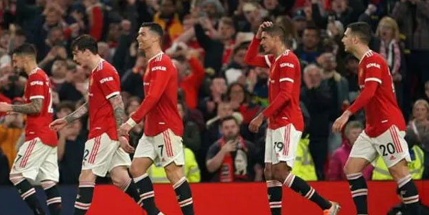 Manchester United 3 golle güldü