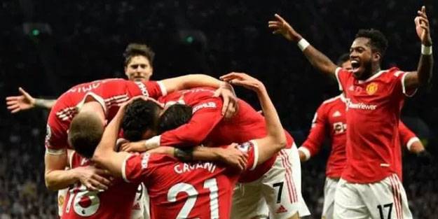 Manchester United, deplasmanda kazandı