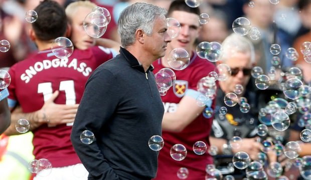 Manchester United eriyor!