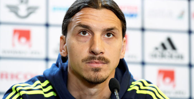 Manchester United, İbrahimovic ile anlaştı
