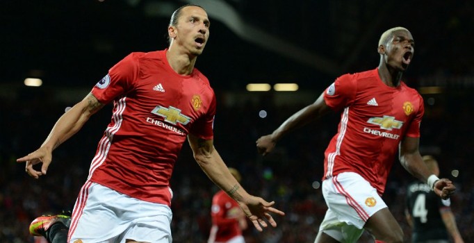 Manchester United, Leicester City'yi rahat geçer