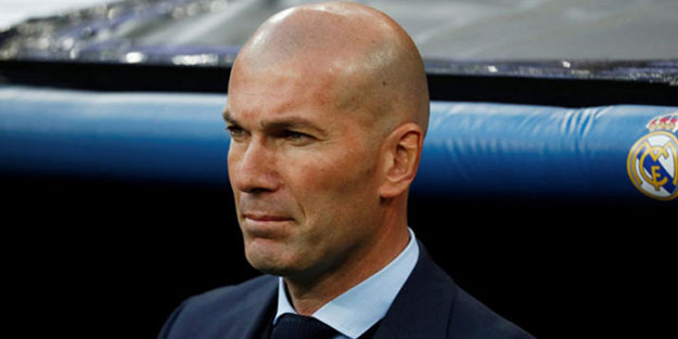 Manchester United'da Zinedine Zidan sesleri!