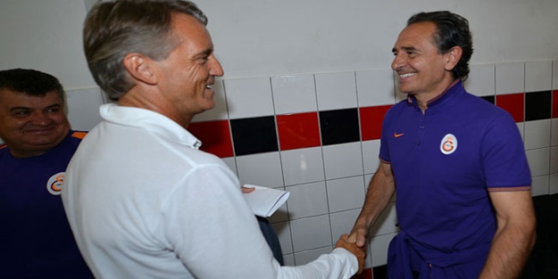 Mancini ve Prandelli meğer Gomis'i istememişler