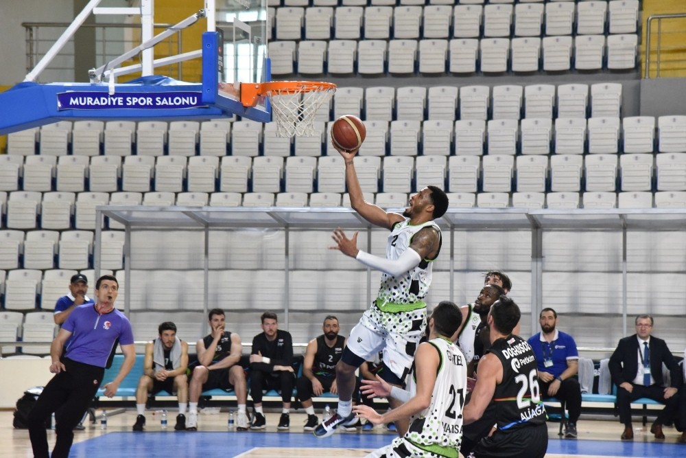 Manisa BBSK basket takımında korona ayrılığı 