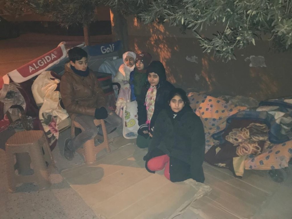 Manisa beşik gibi sallanmaya devam ediyor 