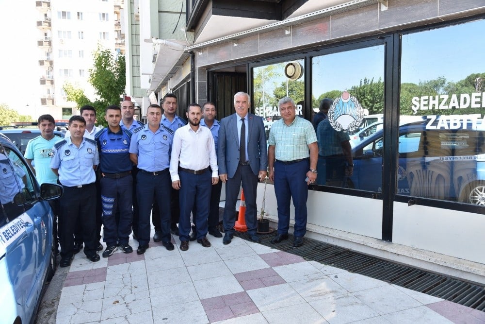 Manisa Büyükşehir Belediye birimlerinde bayramlaşma 