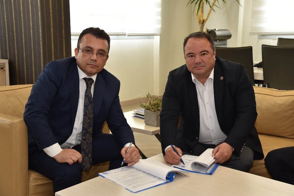 Manisa Büyükşehir Belediyesinde toplu sözleşme sevinci 