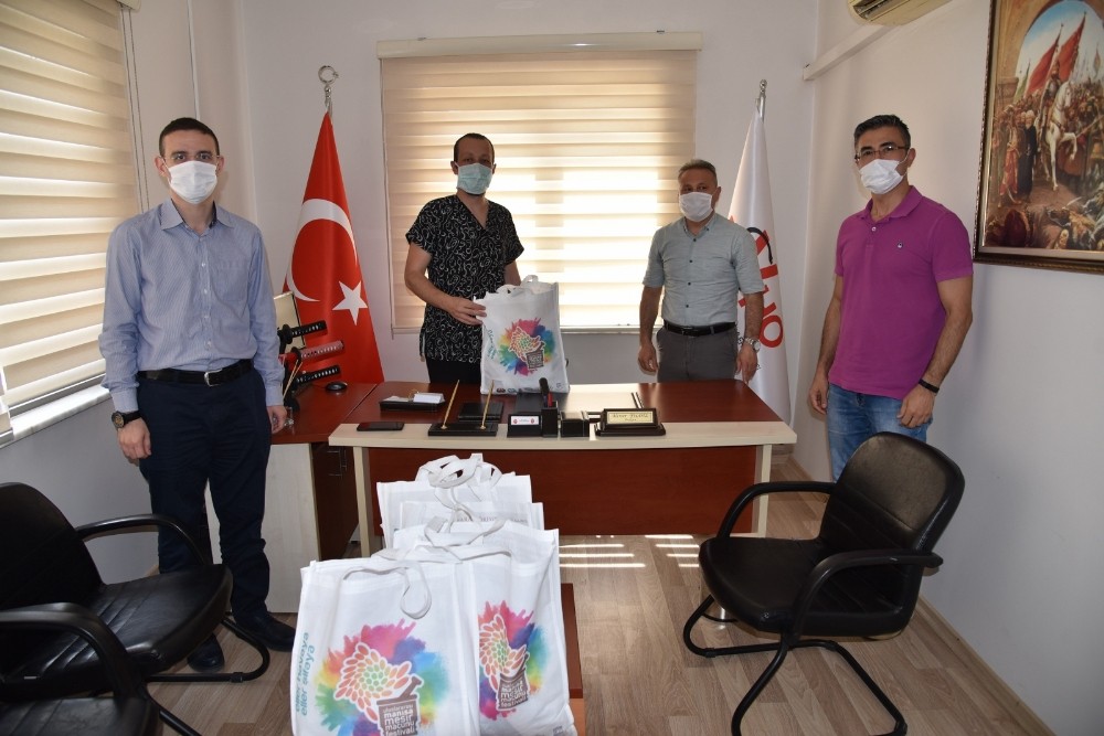 Manisa Büyükşehir Belediyesinden maske desteği 