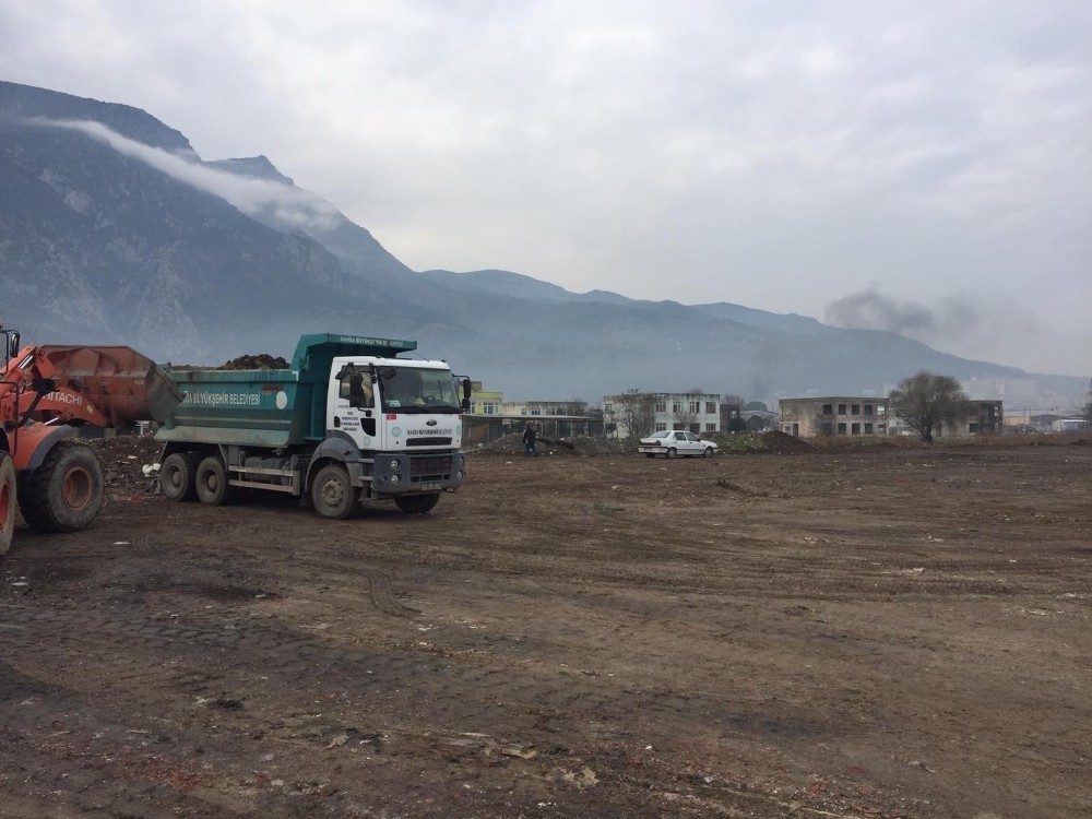 Manisa Büyükşehir’den kaçak hafriyatla mücadele 
