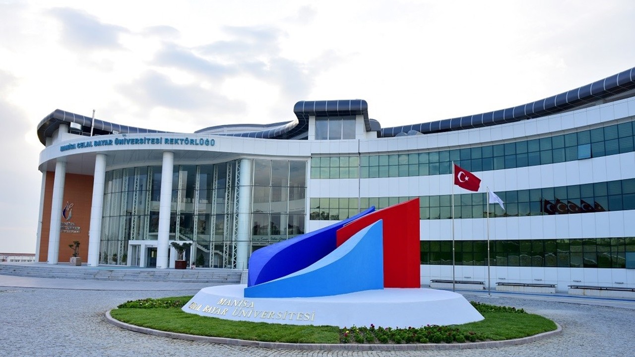 Manisa Celal Bayar Üniversitesi’ne YÖKAK’tan 5 Yıllık Tam Akreditasyon