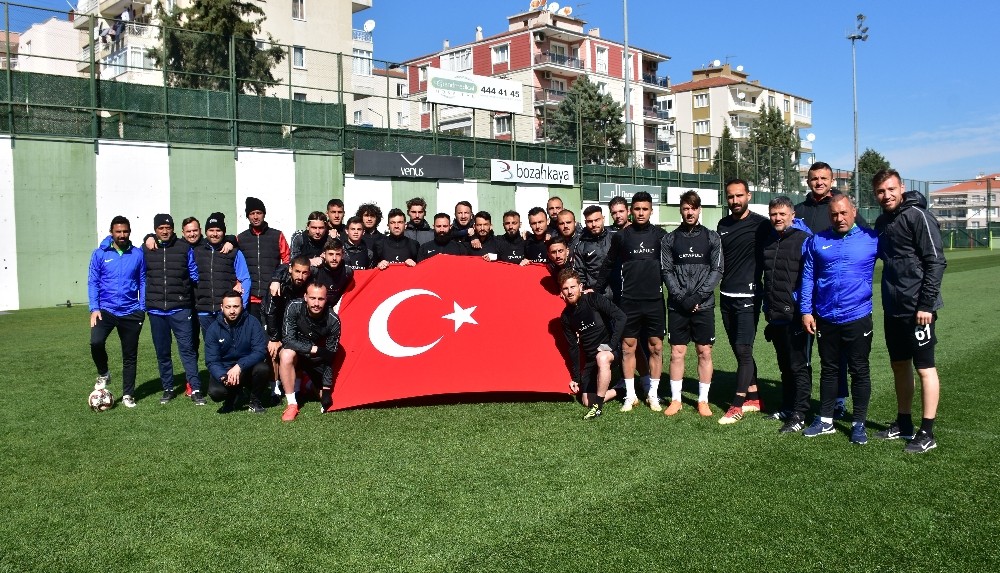 Manisa FK, Çanakkale şehitlerini unutmadı 