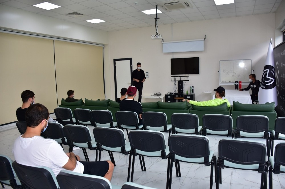 Manisa FK perşembe günü topbaşı yapıyor 