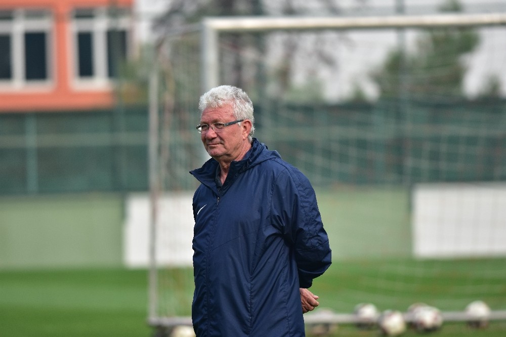 Manisa FK’da hedef ligin ikinci yarısına galibiyetle başlamak 
