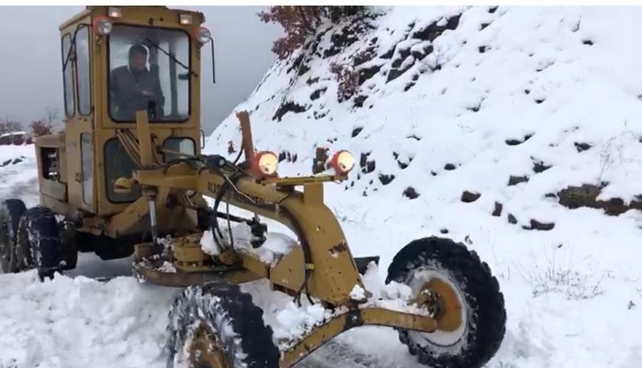 Manisa Kar yağışı hayatı olumsuz etkiliyor 