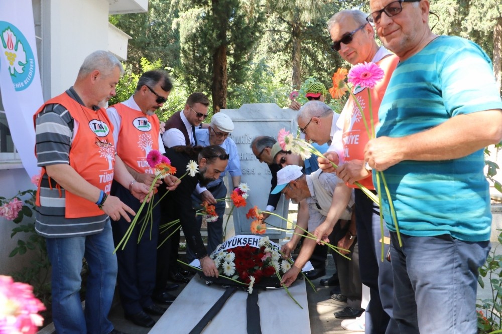 Manisa Tarzanı mezarı başında anıldı 