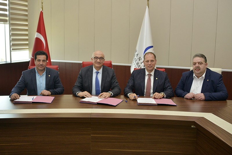 Manisa Ticaret Borsası ile Manisa CBÜ arasında protokol 