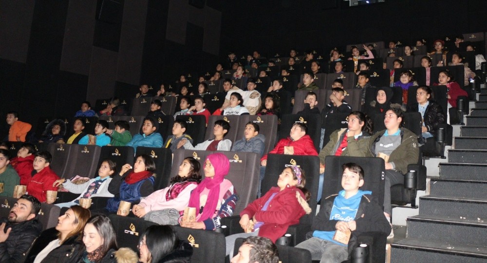 Manisa’da bin 260 gence Sarıkamış temalı film izletildi 