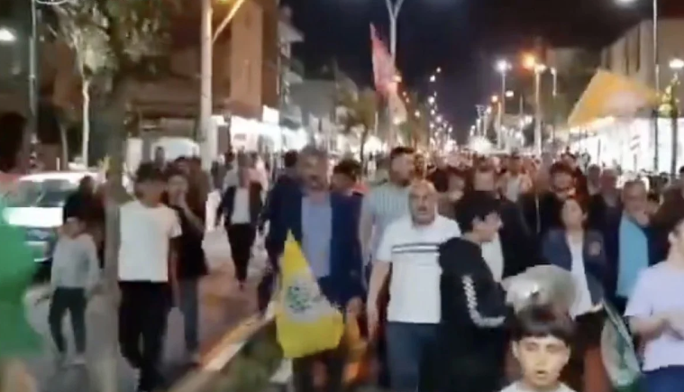 Manisa'da DEM Partililer sokağa çıktı! Tencere tava yine aynı hava