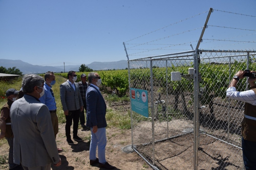 Manisa’da erken uyarı istasyonlarının montajı başladı 